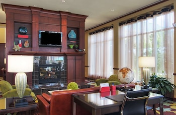Hilton Garden Inn Houston-Pearland,Downtown Houston>>Brazoria,3 star