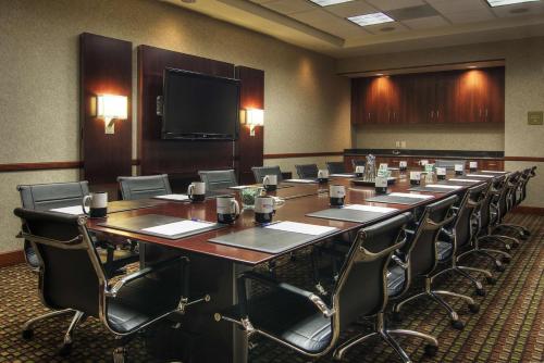 hilton garden inn houston pearland