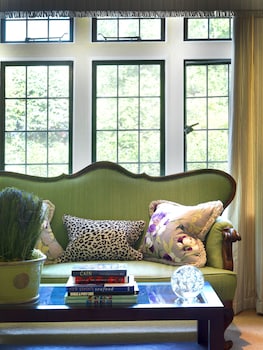 hare and hounds hotel