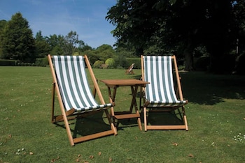 hare and hounds hotel