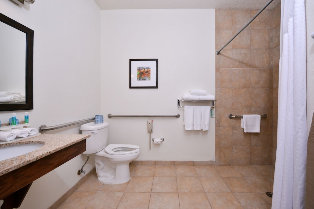 holiday inn express hotel and suites lancaster lititz by ihg