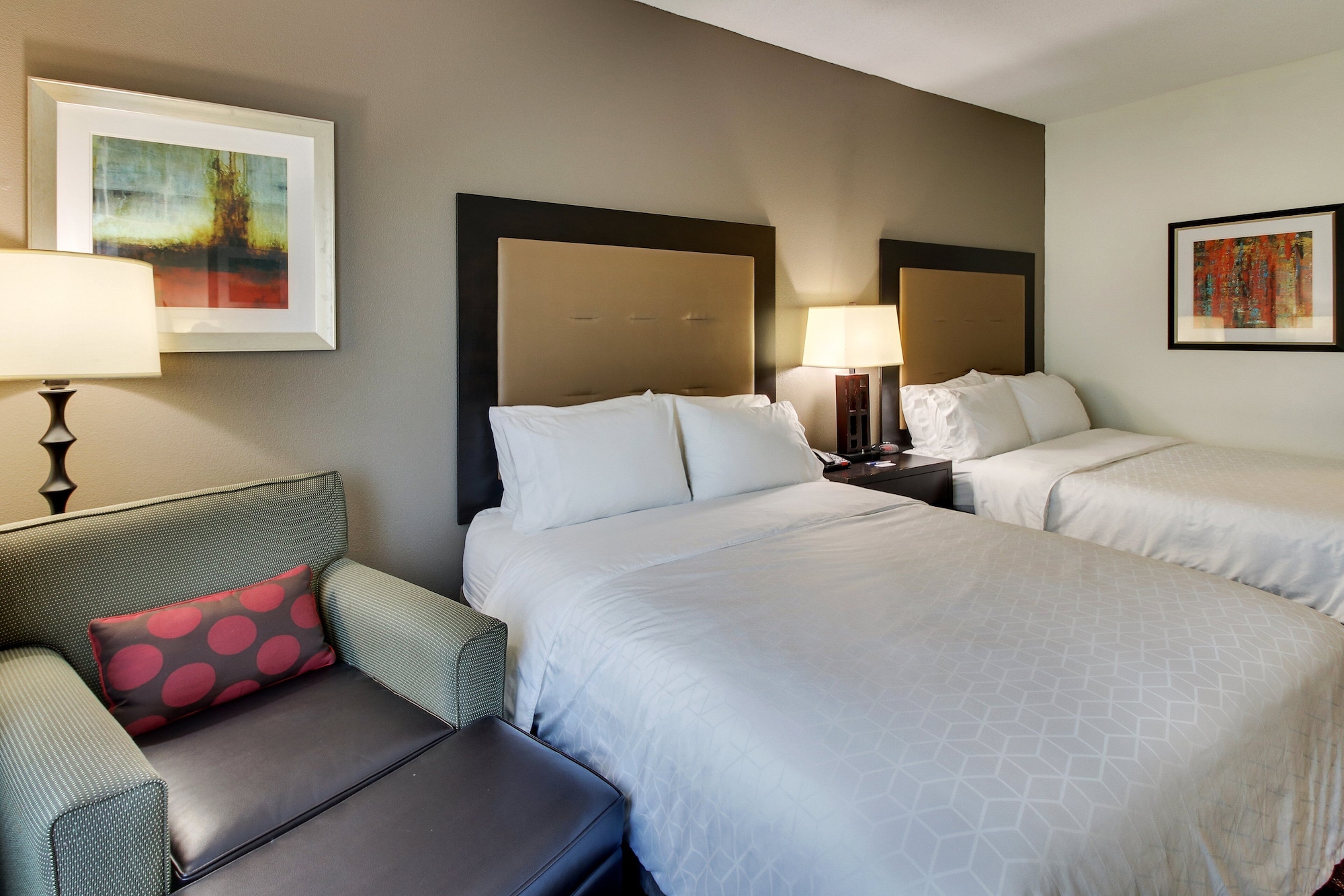 holiday inn express hotel and suites lancaster lititz by ihg