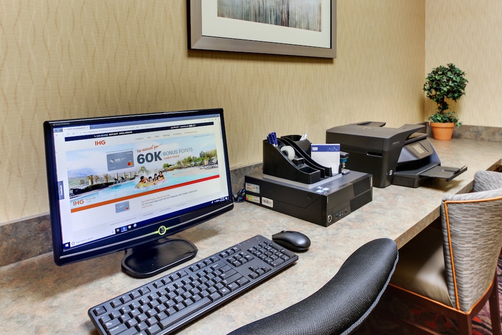 holiday inn express hotel and suites lancaster lititz by ihg