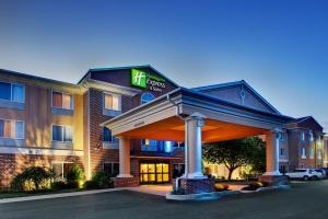 holiday inn express hotel and suites lancaster lititz by ihg