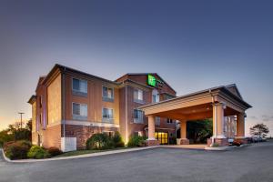 holiday inn express hotel and suites lancaster lititz by ihg