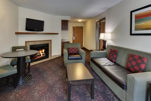 holiday inn express hotel and suites lancaster lititz by ihg