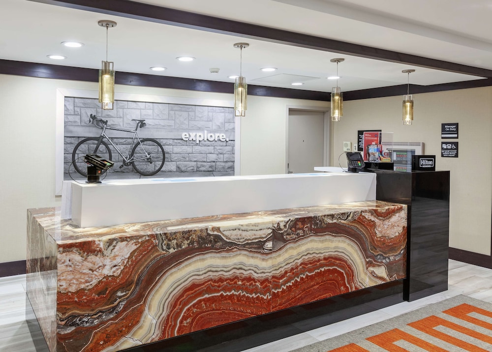 hampton inn and suites houston bush intercontinental aprt