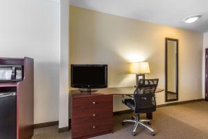 sleep inn and suites bush intercontinental iah east