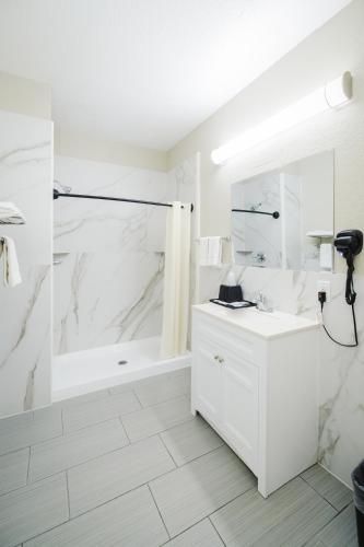 winchester inn and suites humble iah north houston