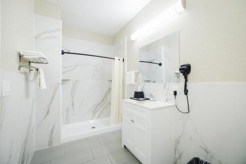 winchester inn and suites humble iah north houston