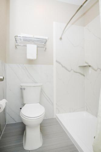 winchester inn and suites humble iah north houston