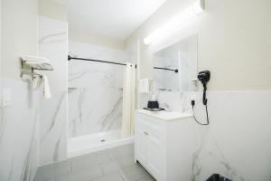 winchester inn and suites humble iah north houston