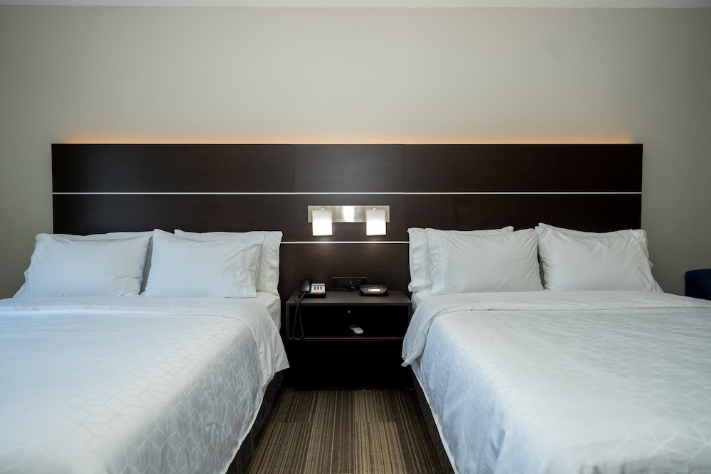 holiday inn express and suites deer park by ihg