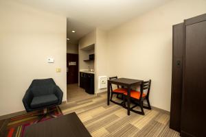 holiday inn express and suites deer park by ihg