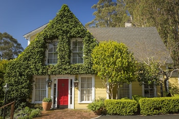 heritage house resort and spa