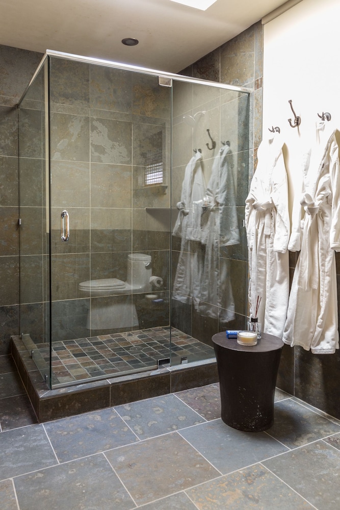 heritage house resort and spa