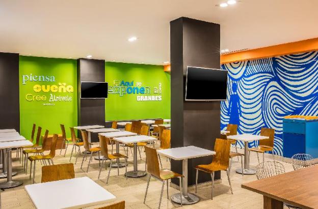 one monterrey aeropuerto
