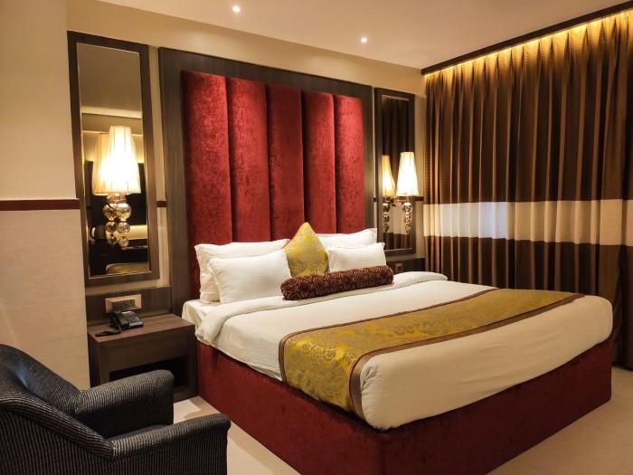 hotel menaal residency