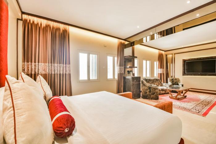 hotel menaal residency