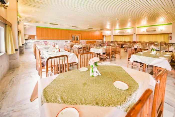 hotel menaal residency