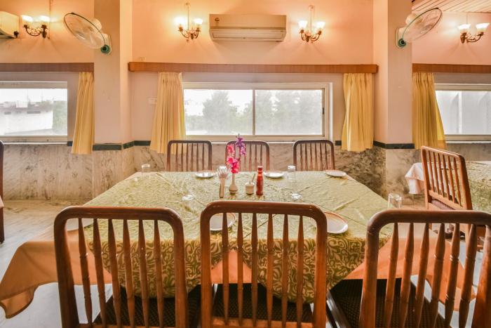 hotel menaal residency