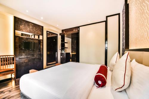 hotel menaal residency