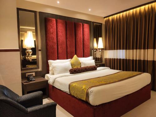 hotel menaal residency