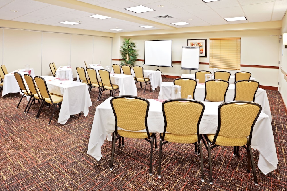 holiday inn express chehalis centralia by ihg