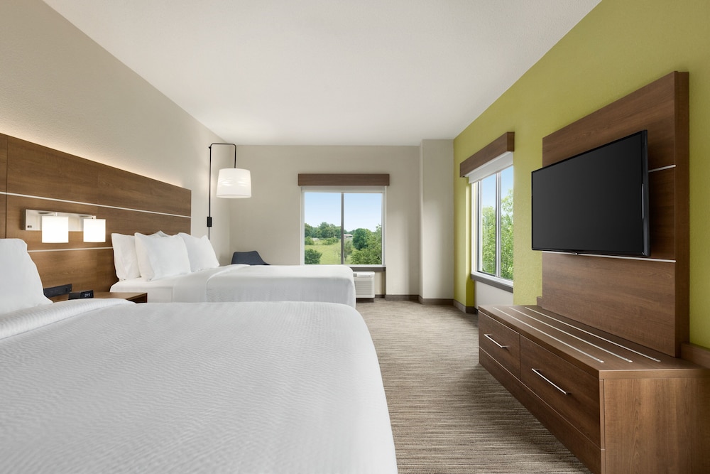 holiday inn express and suites akron regional airp