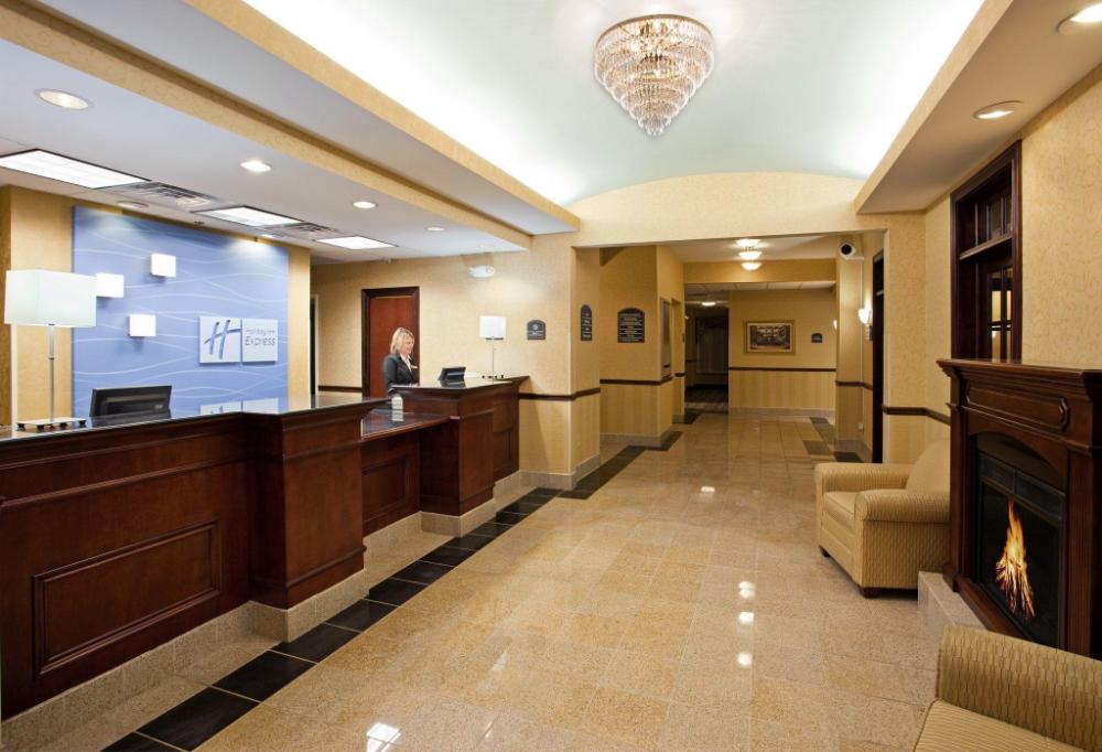 holiday inn express hotel and suites cleveland richfield by ihg