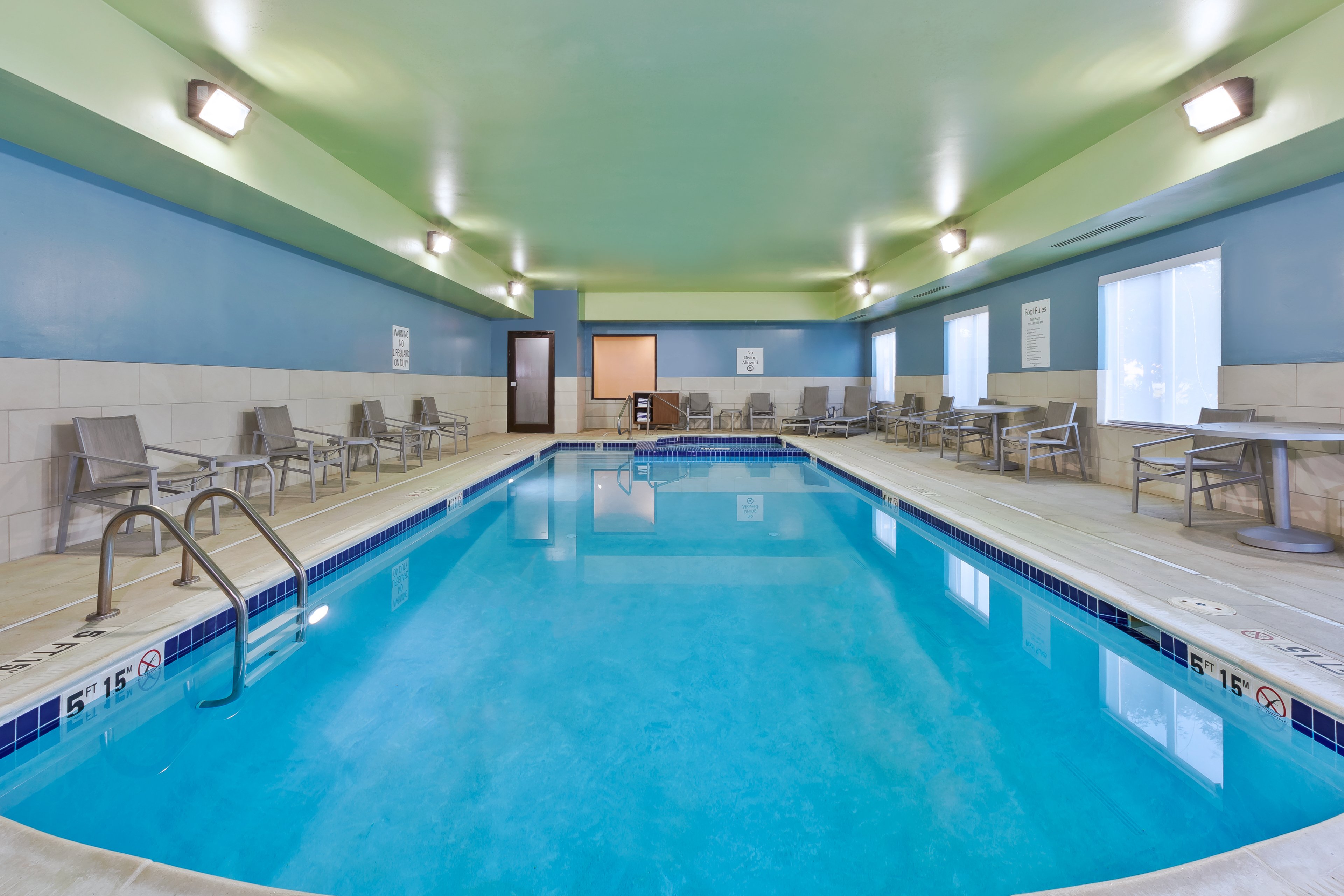 holiday inn express hotel and suites cleveland richfield by ihg