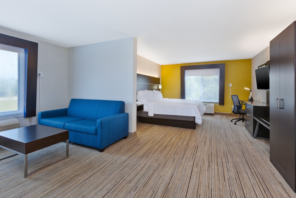 holiday inn express hotel and suites cleveland richfield by ihg