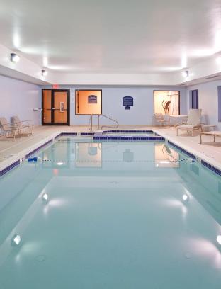 holiday inn express hotel and suites cleveland richfield by ihg