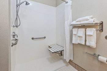 Holiday Inn Express Hotel & Suites Cleveland-Richfield By Ihg,Broadview Heights>>Brecksville,3 star