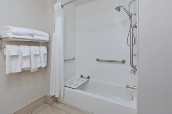 Holiday Inn Express Hotel & Suites Cleveland-Richfield By Ihg,Broadview Heights>>Brecksville,3 star