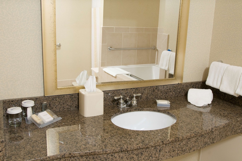 hilton garden inn mount holly westampton