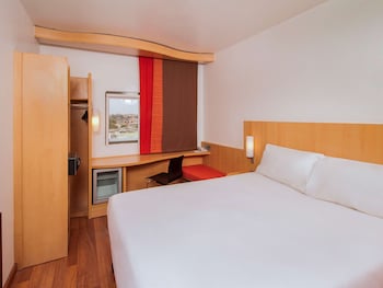 hotel ibis lagos ikeja
