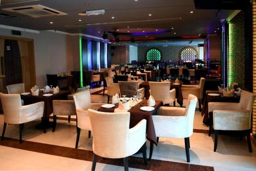 al olaya suites hotel
