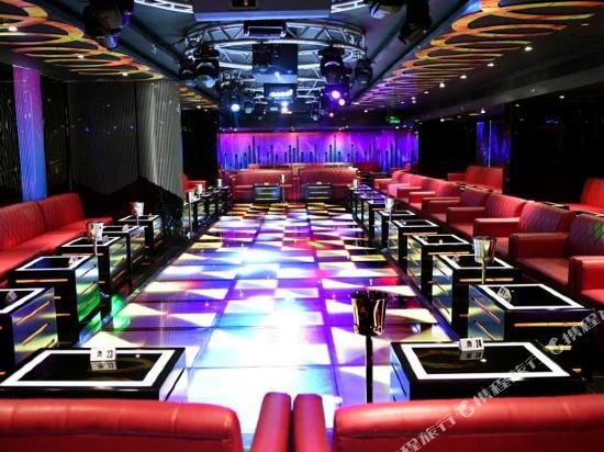 al olaya suites hotel
