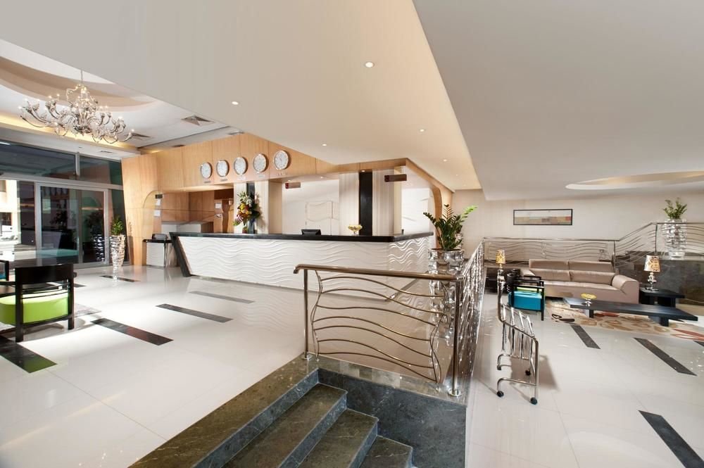 al olaya suites hotel