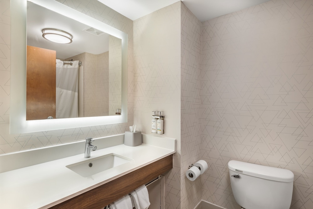 holiday inn express petersburg by ihg
