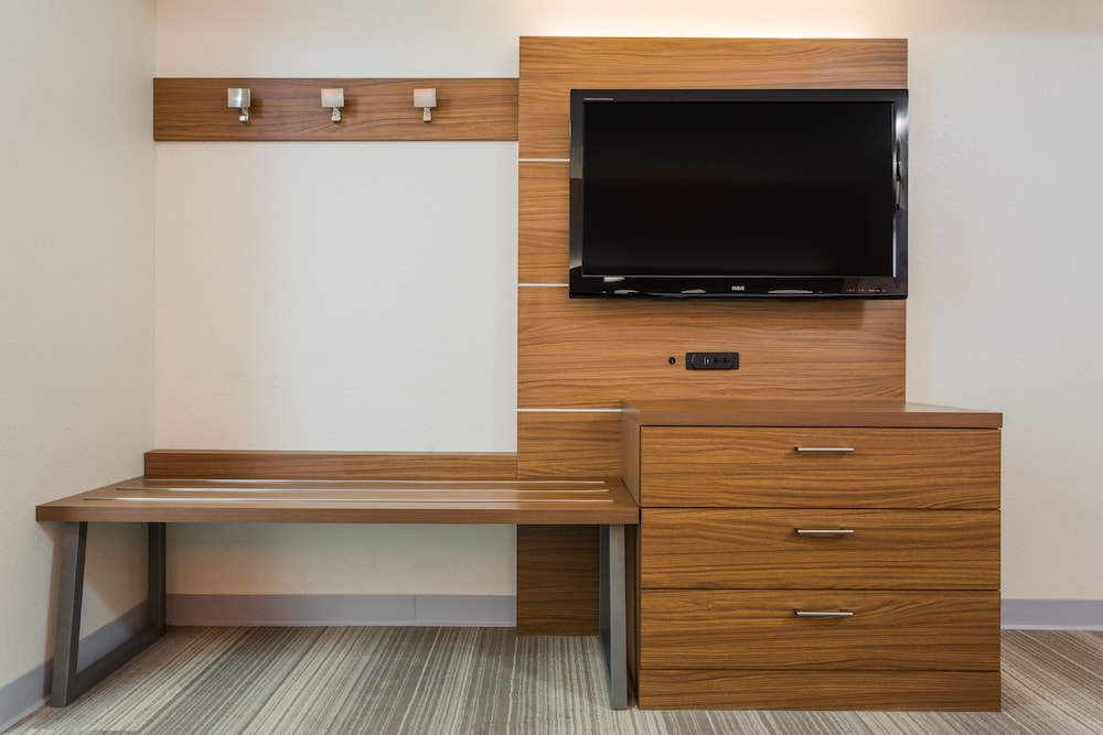 holiday inn express petersburg by ihg