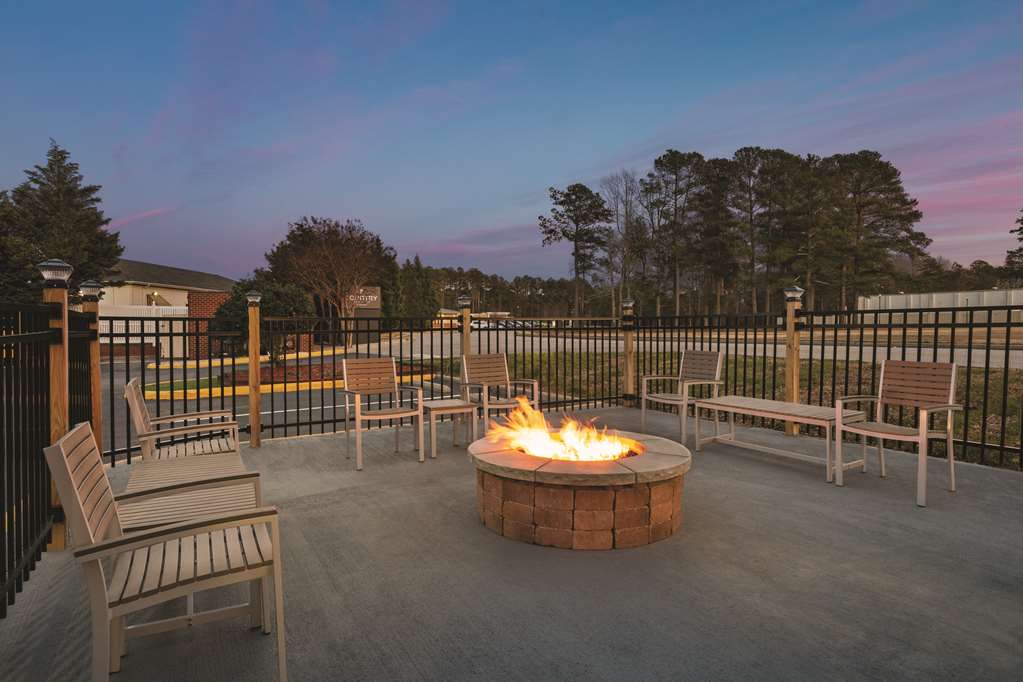 country inn and suites by radisson petersburg va