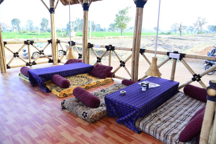 sunny guest house hampi