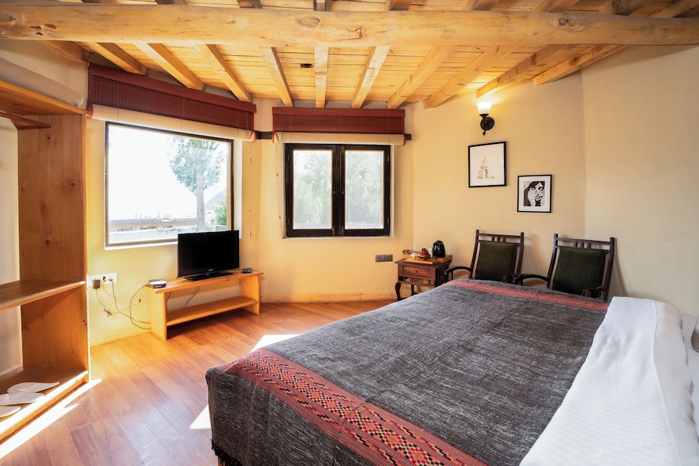 ladakh sarai resort