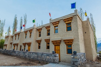 ladakh sarai resort