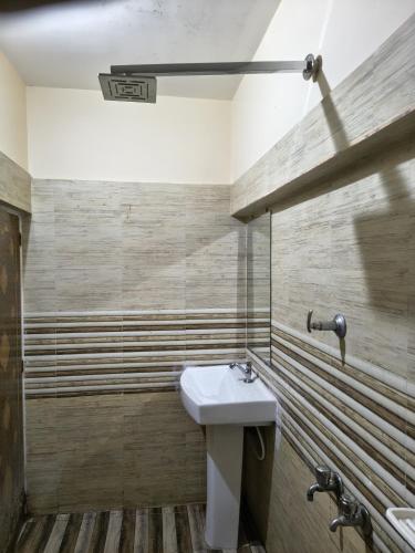 hotel gayatri