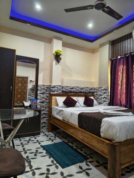 hotel gayatri