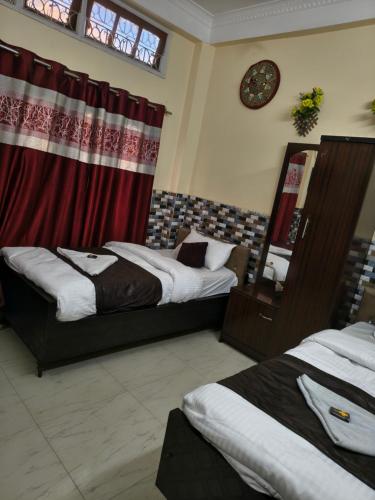 hotel gayatri