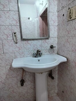 hotel rawat